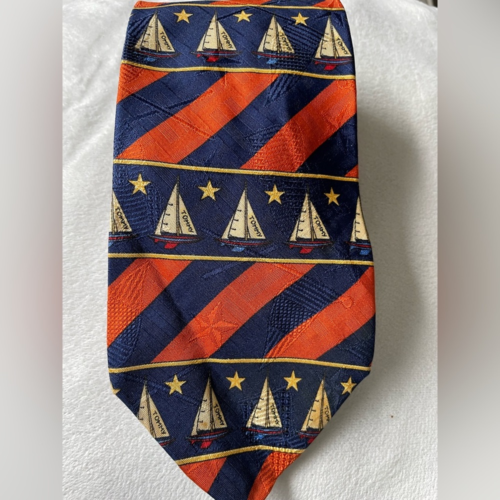 Tommy Hilfiger 100% Silk Navy blue Orange Sailboat Stripe Print Necktie 57”
